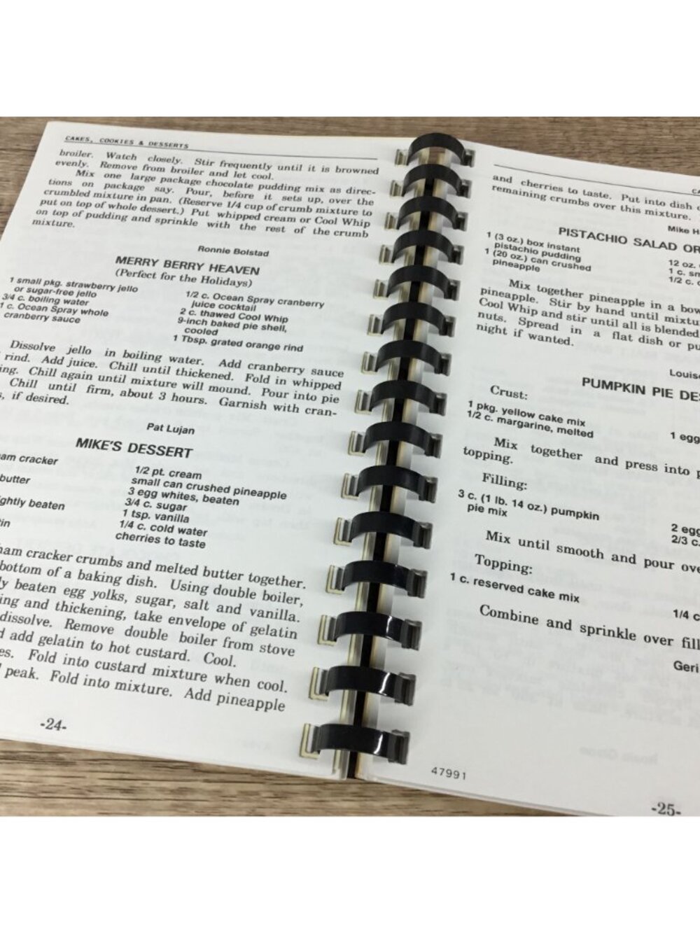 Heavenly Dishes St. Philips Catholic Church Cookbook Spiral-Bound Fundcraft 1991 - Picture 7 of 12